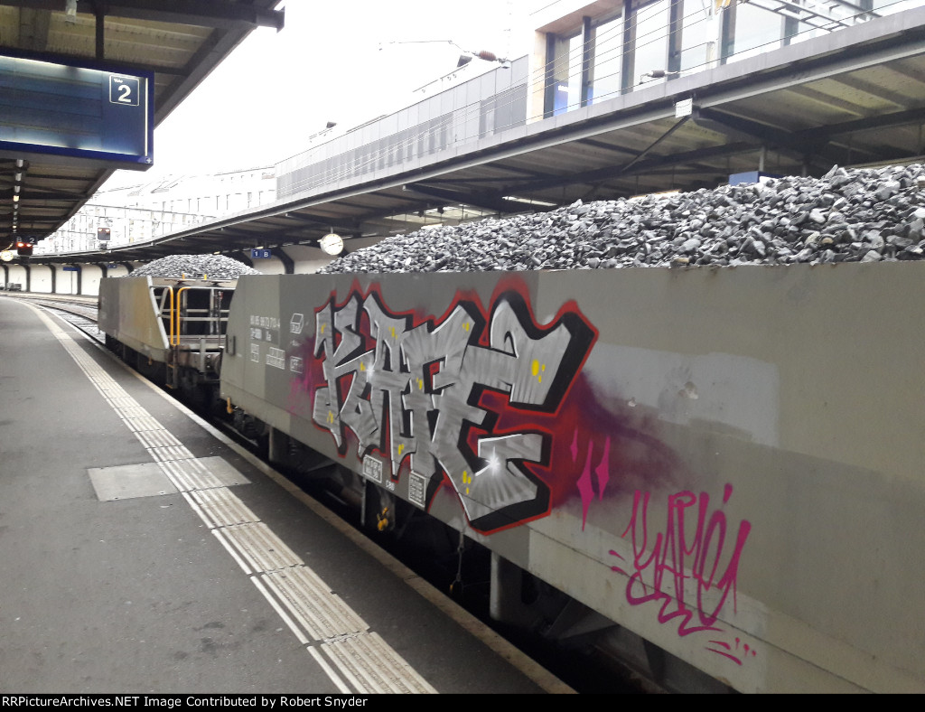 Gravel Hoppers in Geneva